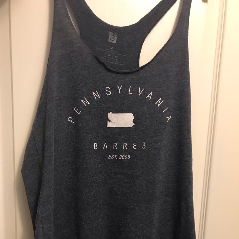 Barre3 Pennsylvania Shirt • Size M